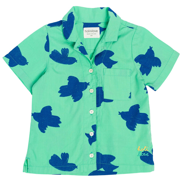 Chemise ARI manches courtes pour enfant en coton 100% bio, vêtement mixte unisexe style vintage, imprimé vert motif oiseaux bleus, vue recto